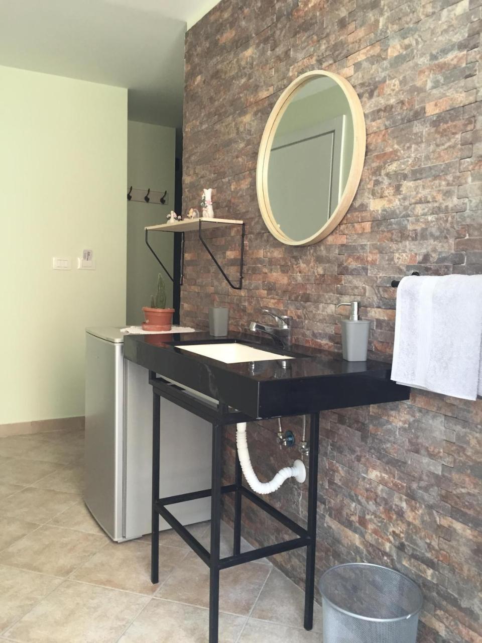 Andi Apartments Тирана Экстерьер фото
